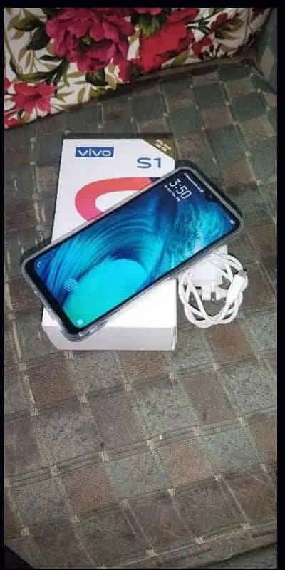 Vivo S1 with Box 8/256 and 48MP camra 0.3. 0.2. 7.7. 2.4. 9.0. 0 3