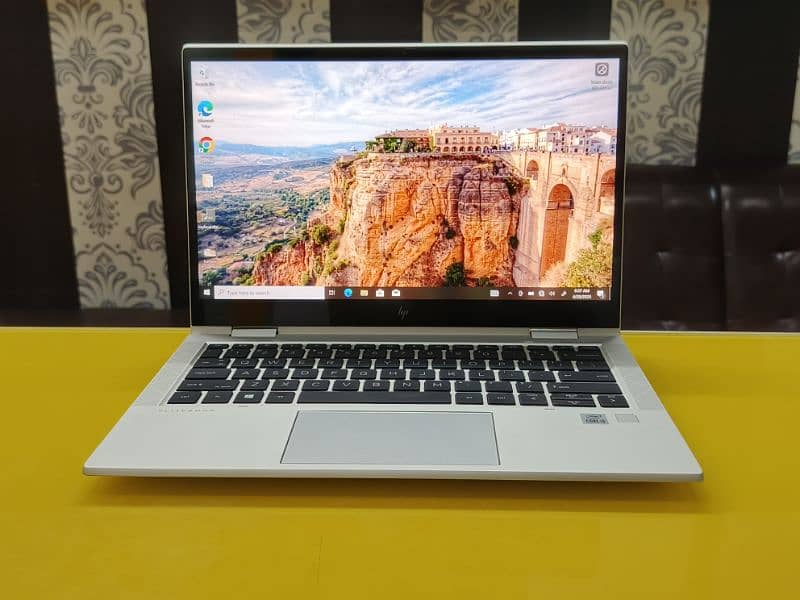 HP Elitebook 830 2 in 1 x360 touch Laptop 10rh Gen i5 5