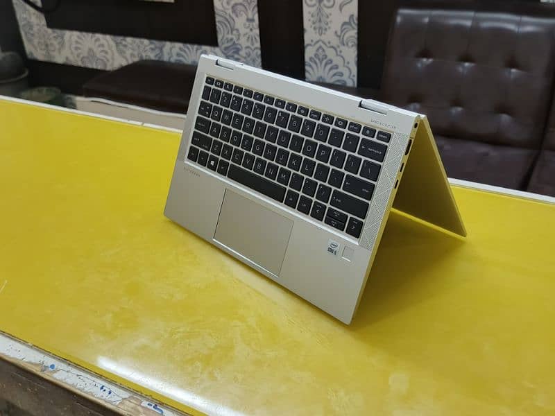 HP Elitebook 830 2 in 1 x360 touch Laptop 10rh Gen i5 6