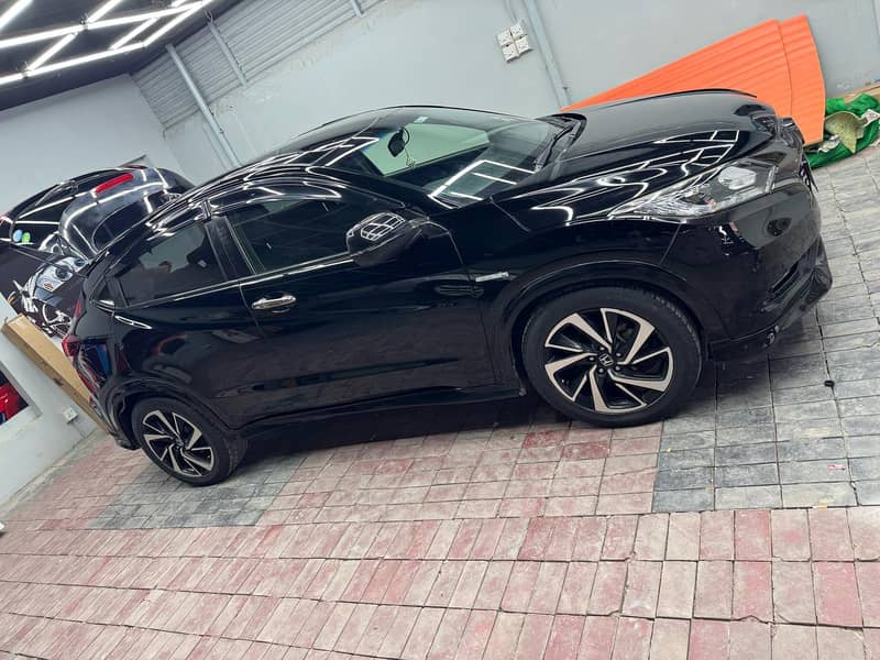 Honda Vezel 2022 5