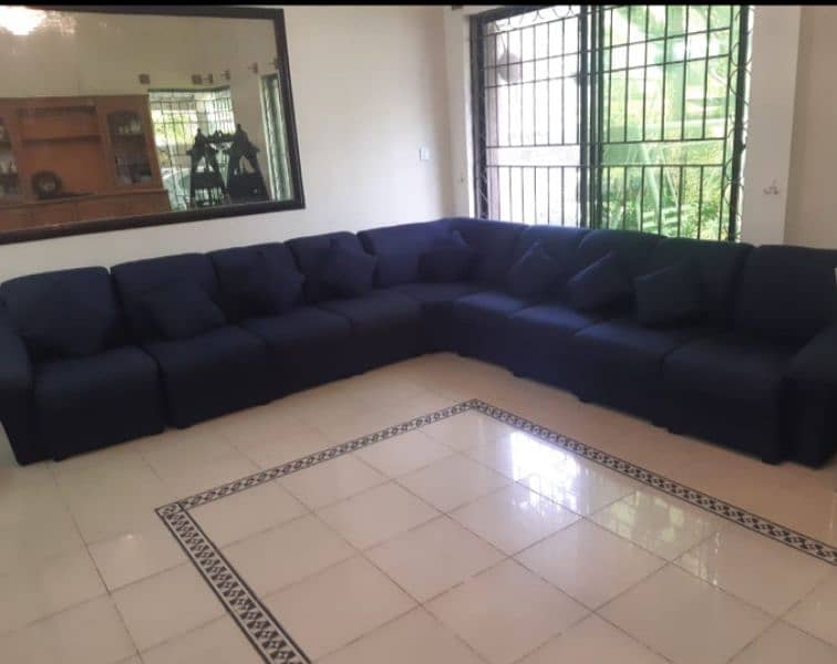 sofa 10/10 condition sale 80k 0