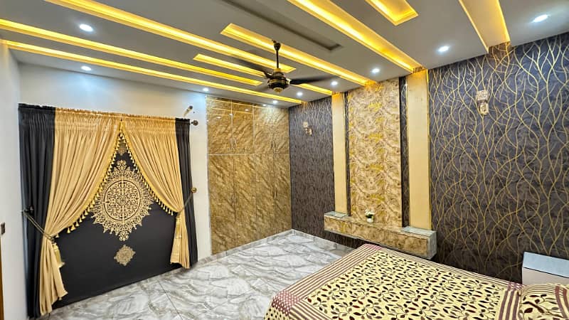10 Marla Lavish Brand New House 8