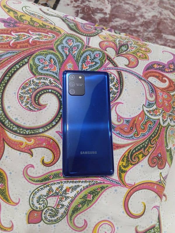 Samsung s10 lite 10/9 condition 1