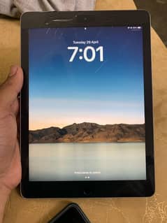 iPad 6th gen 128gb