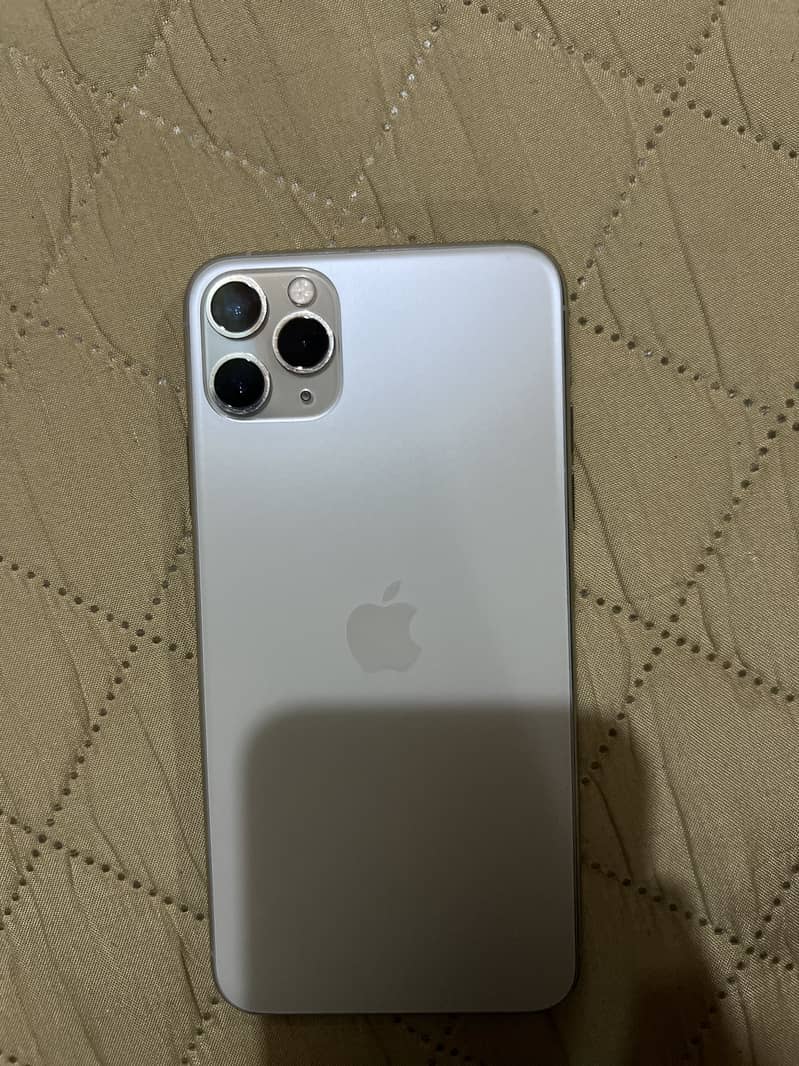 iPhone 11 Pro Max 0