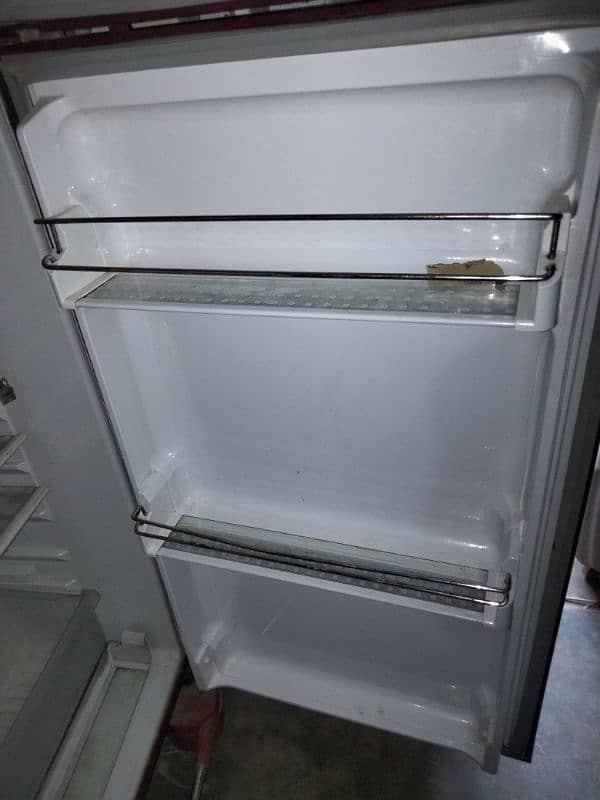 waves fridge mediam size 2