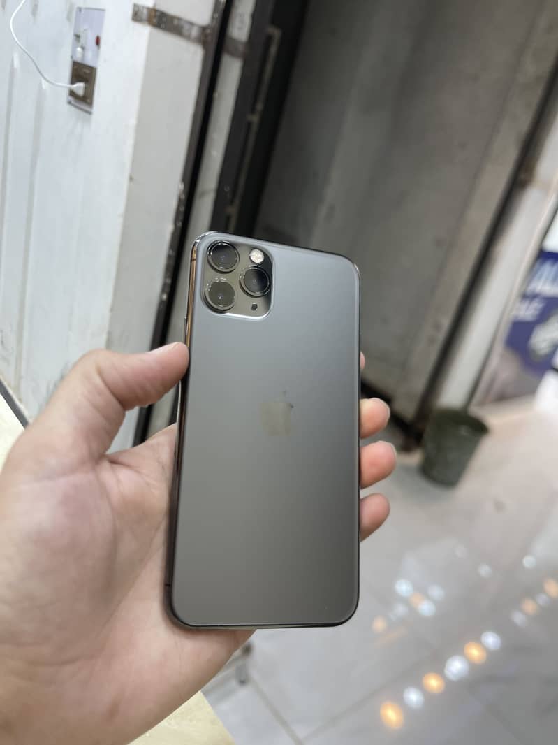 iPhone 11 Pro 256 gb pta approved both sim just bettry change 2