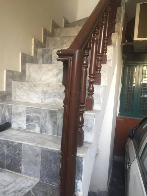 10 Marla beautiful house for sale Alama Iqbal town Lahore 5