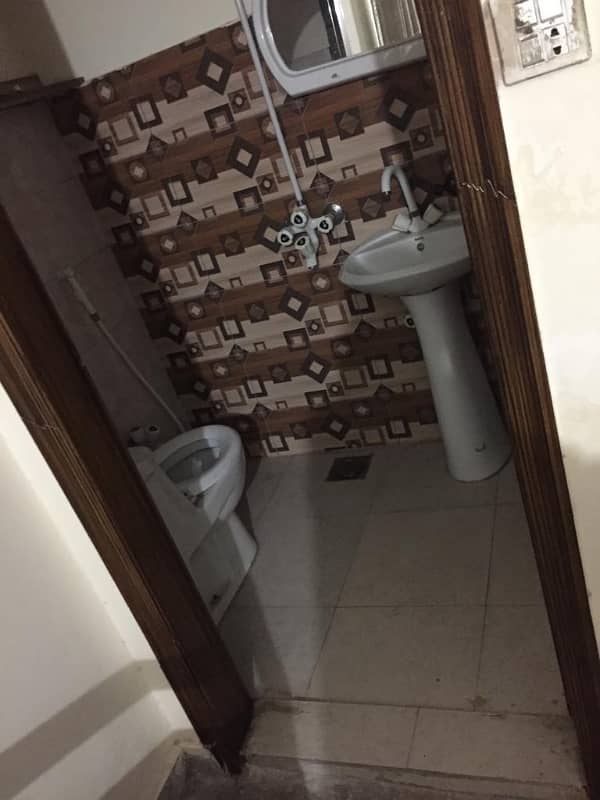 10 Marla beautiful house for sale Alama Iqbal town Lahore 6