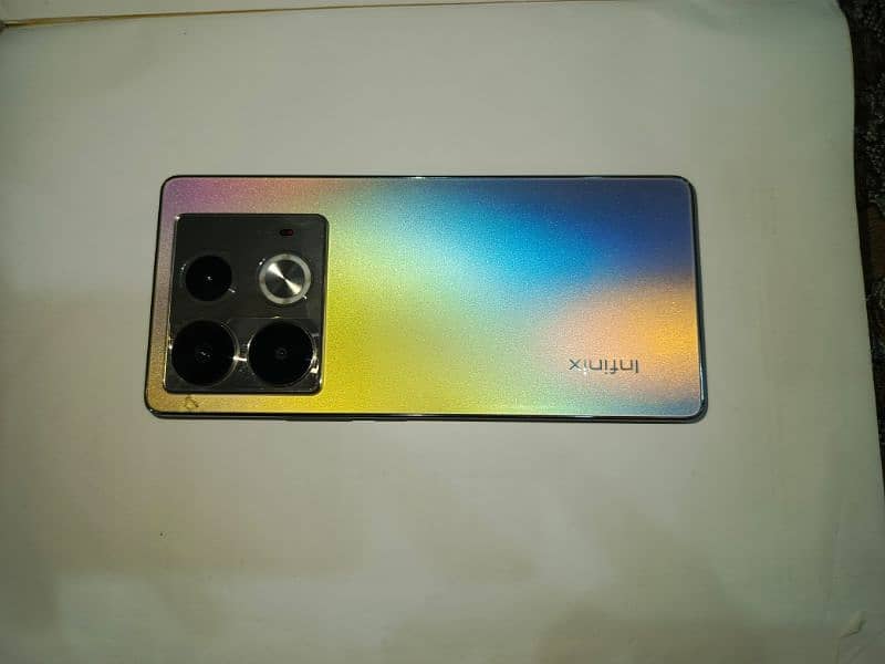 infinix note 40 8/256 0