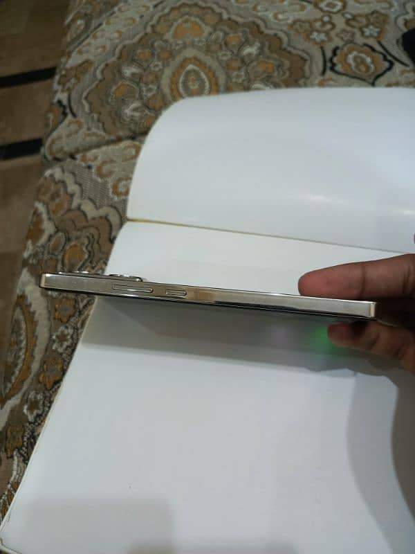 infinix note 40 8/256 2