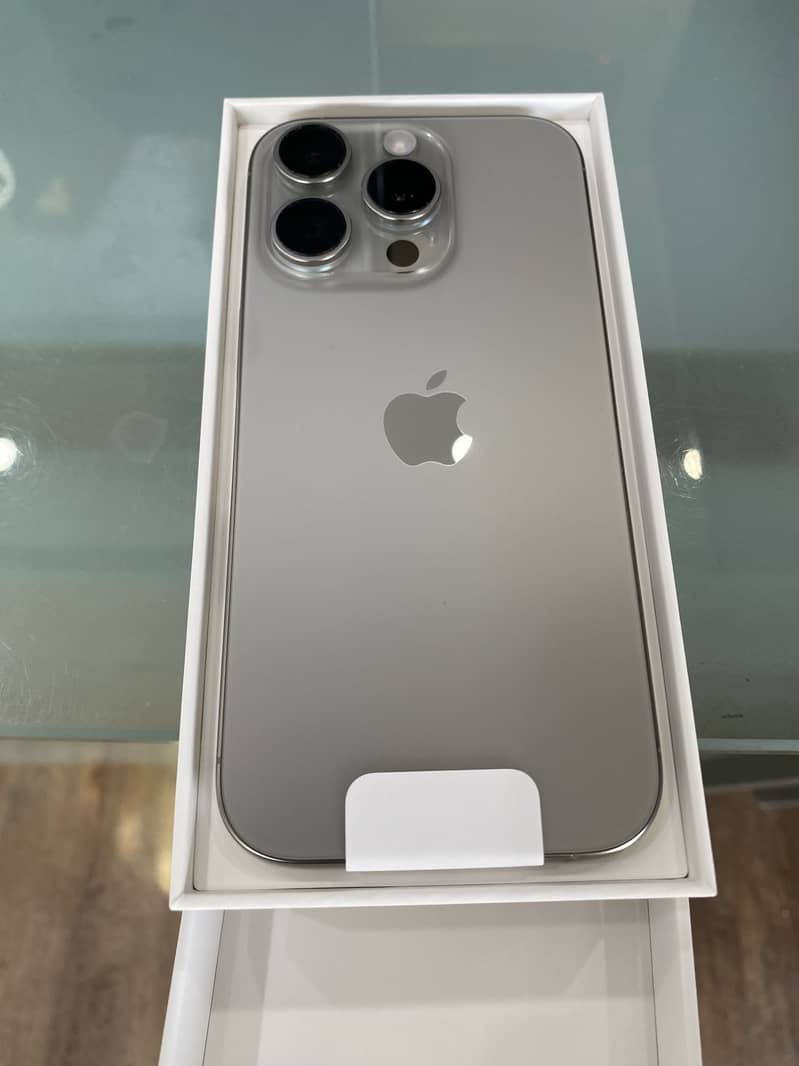 iPhone 16 Pro Physical + eSIM 256gb PTA Approved Natural Titanium 1