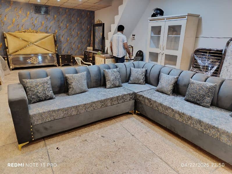 brand new elegant design L shape corner sofa in master molty foam 8