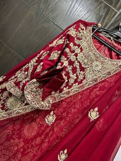 HEAVY BRIDAL DRESS