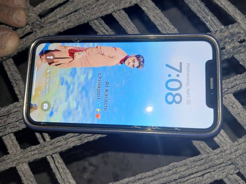 Iphone 11 64GB Battery 84 Health 9