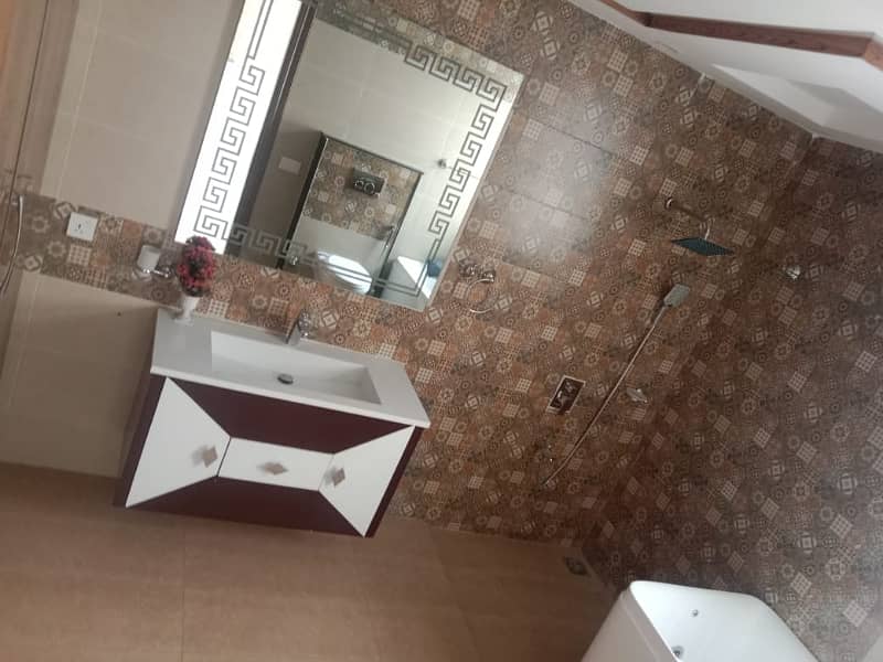 UPPER PORTION 3 BEDROOM TILE FLOOR AVAILABLE 4