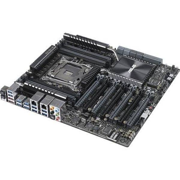 Asus X99-E WS/USB 3.1 With Core i7 5930K 1