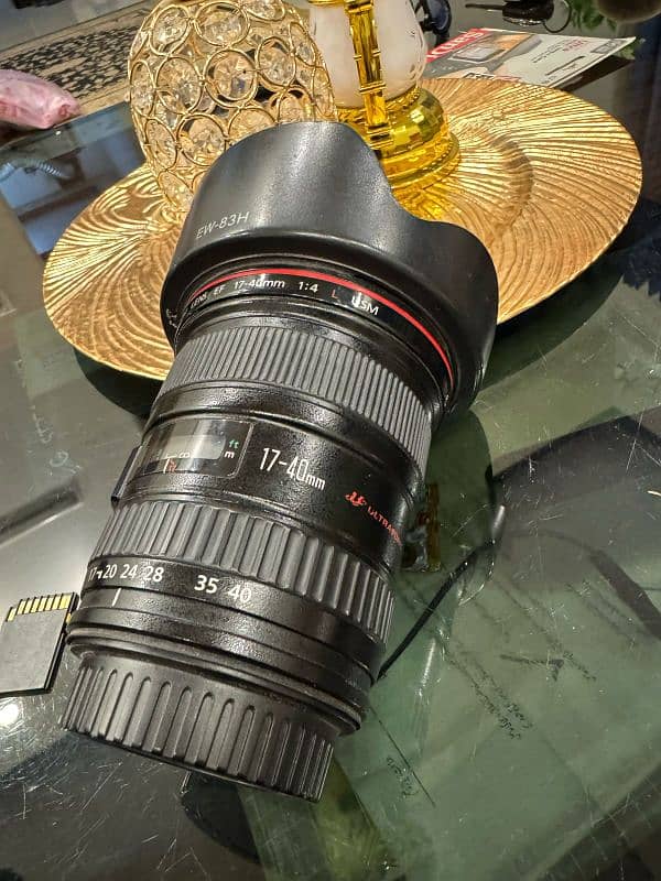 Canon Lens. 17-40mm ,  f4  L USM in good condition 1