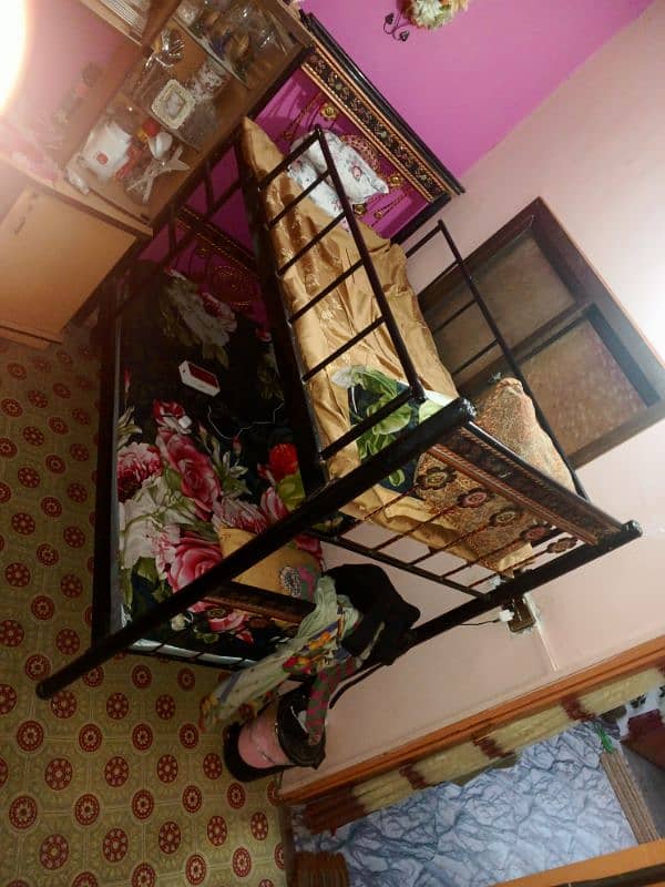Bunk bed for sale // double bed // Double story // with 2 matrices 5