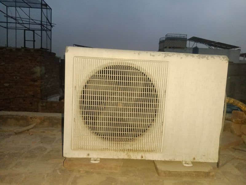 Ac/ Dawlance/ac 1.5/for sale 2