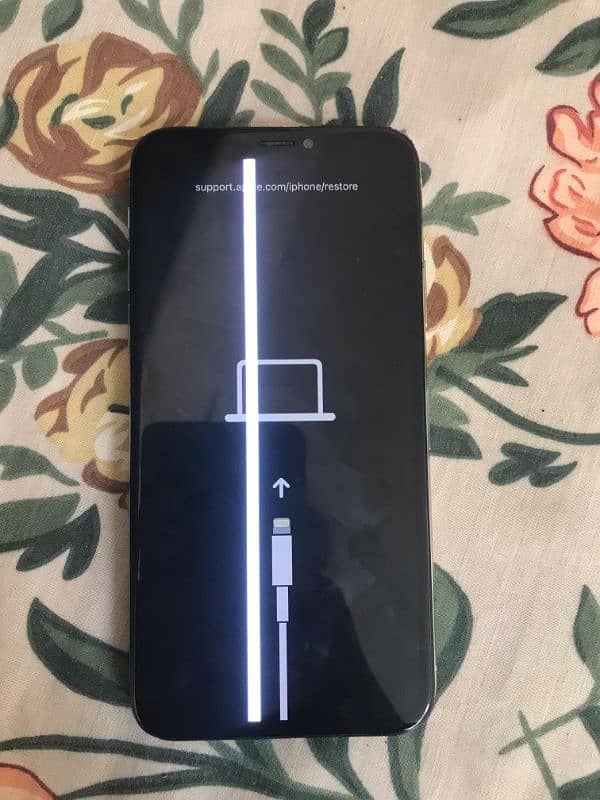 iphone x 64 gb bypass hony wala h bus baki ap dekh lyn 03477848318 0