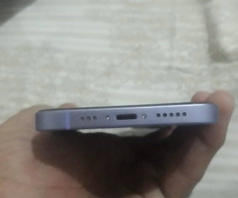 Iphone 12 80 percent health condition 10/10 1