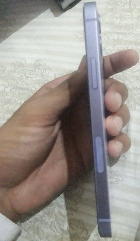 Iphone 12 80 percent health condition 10/10 5