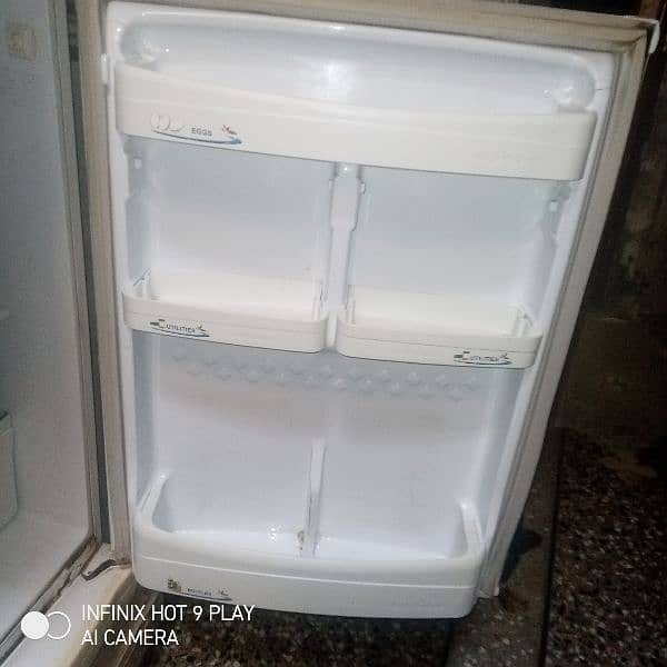 11 to 12 cubic fridge 0