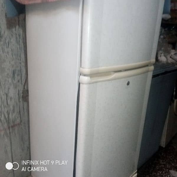 11 to 12 cubic fridge 8