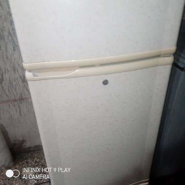 11 to 12 cubic fridge 10