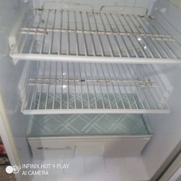 11 to 12 cubic fridge 12