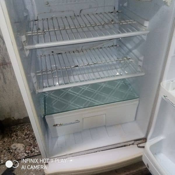 11 to 12 cubic fridge 18