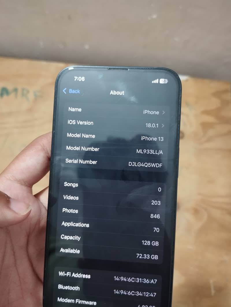 Iphone 13 jv 10/10 condition free chip 7