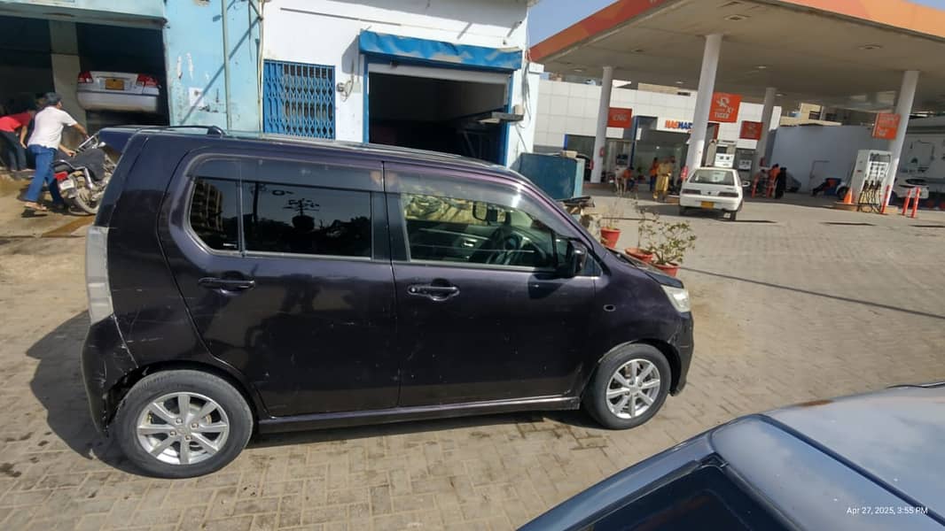 Suzuki Wagon R 2013 - 2017 0