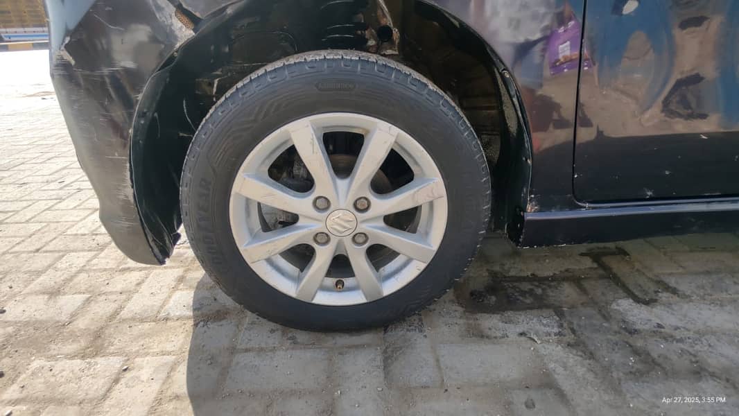Suzuki Wagon R 2013 - 2017 3
