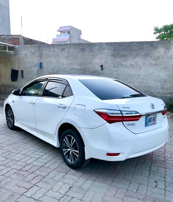Toyota Corolla Altis total genuine Rs-49 lack 2018/19 model / 6