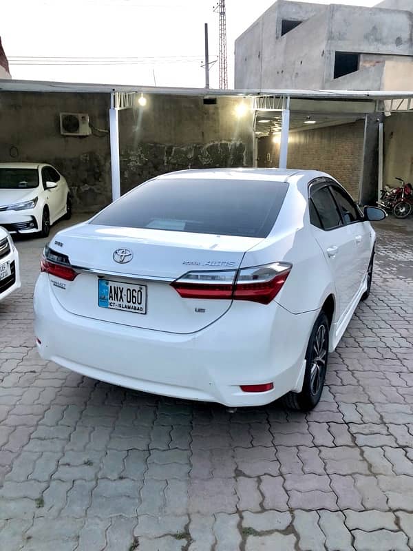 Toyota Corolla Altis total genuine Rs-49 lack 2018/19 model / 7