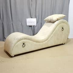 Luxury Curved Lounge Chair – Elegant Cream Leather Design