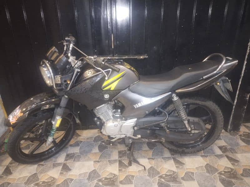 Yamaha YBR 125 10