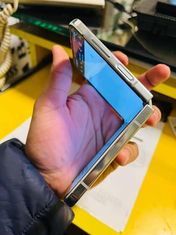samsung z flip 5 all ok non pta 256gb 8