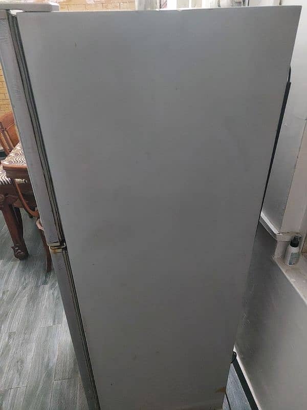 Dawlance Refrigerator 1