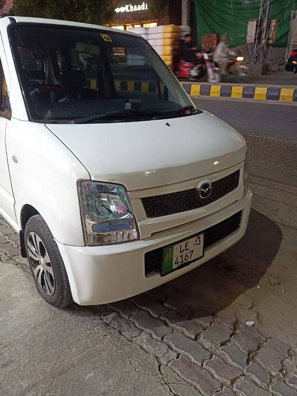Mazda Azwagon 2013 0