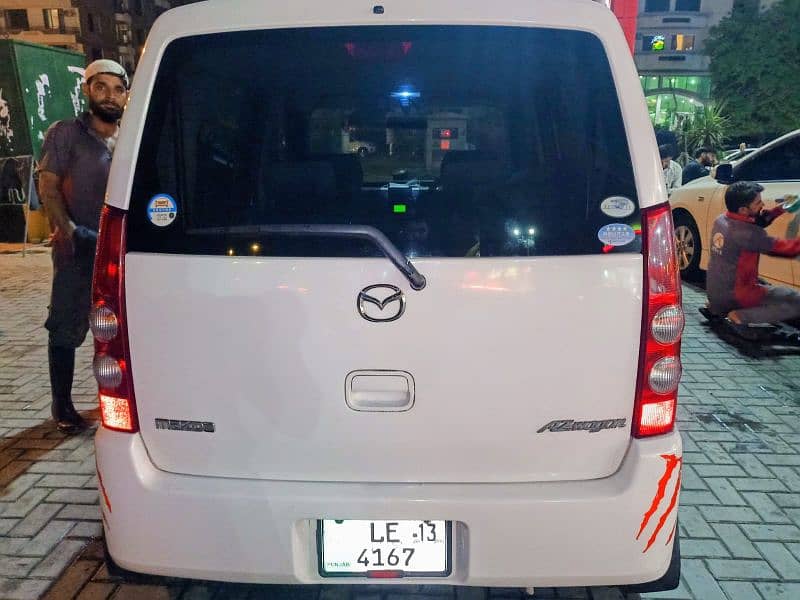 Mazda Azwagon 2013 11