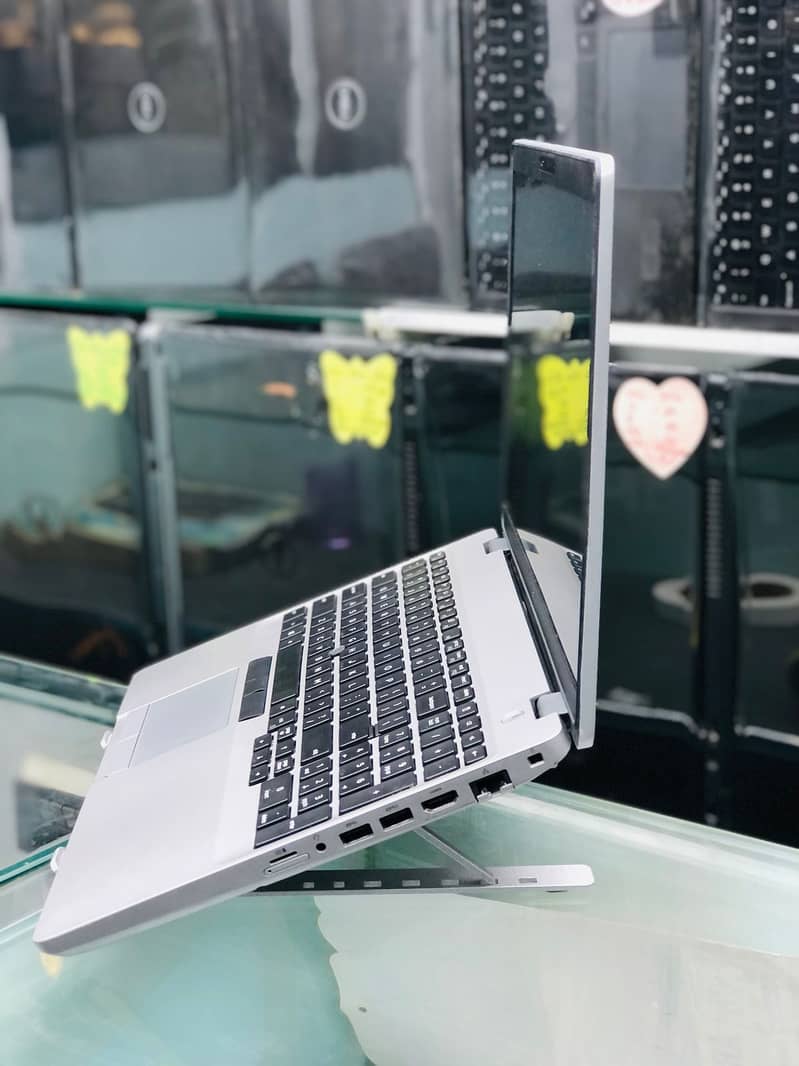 Laptop/ Dell Lattitude5510 /i5 10th  generation 3