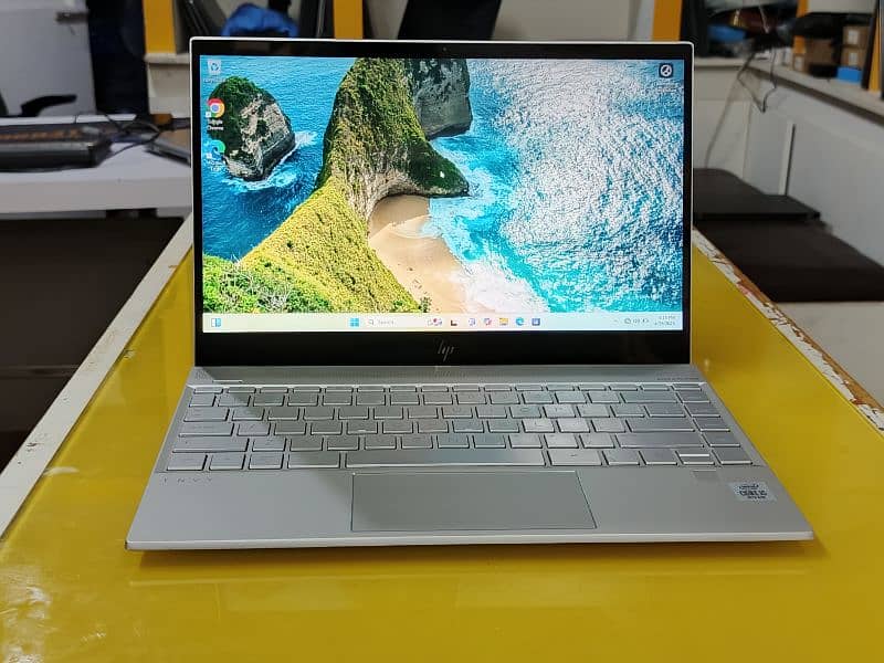 HP ENVY 14 10th i5 512GB SSD HDR Display 0