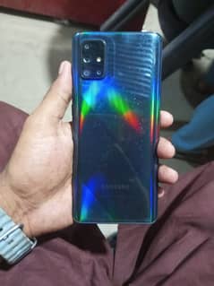 Samsung A71 8/128 For sale with box no charge Good Condition