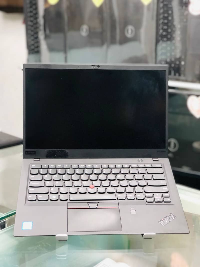 Laptop/ Lenovo X1 carbon/ i5 8th generation 1