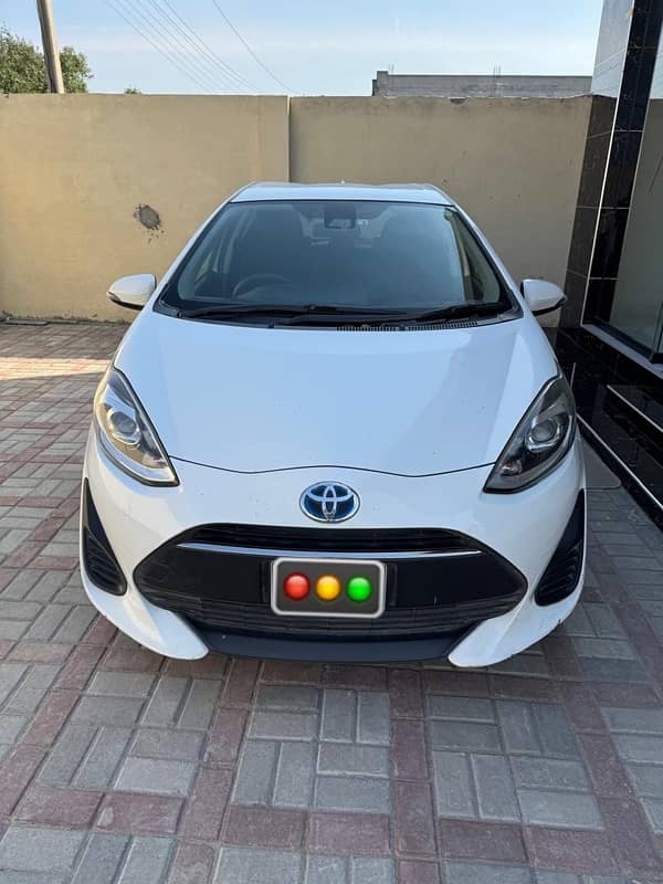 Toyota Aqua 2018 3