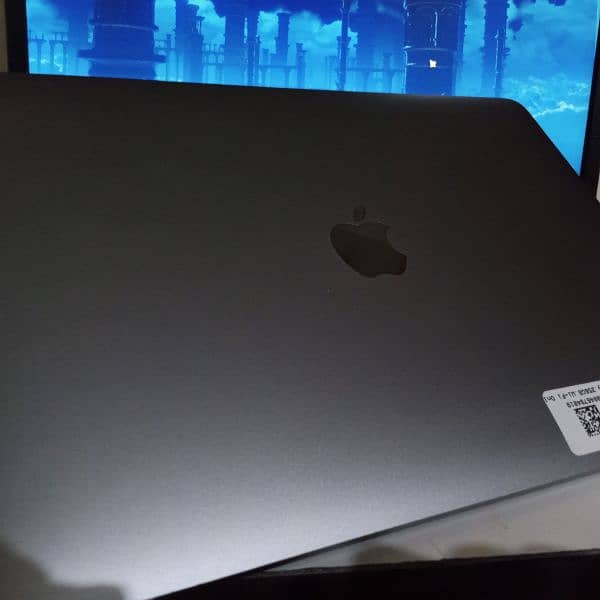 MacBook Pro 13-inch, 2016, updated software Monterey 5
