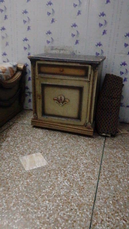 deco paint king bed side table 2